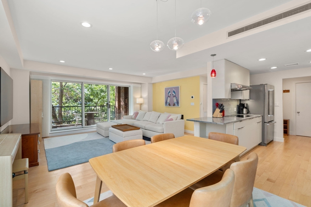 130 Mount Auburn St # 309
