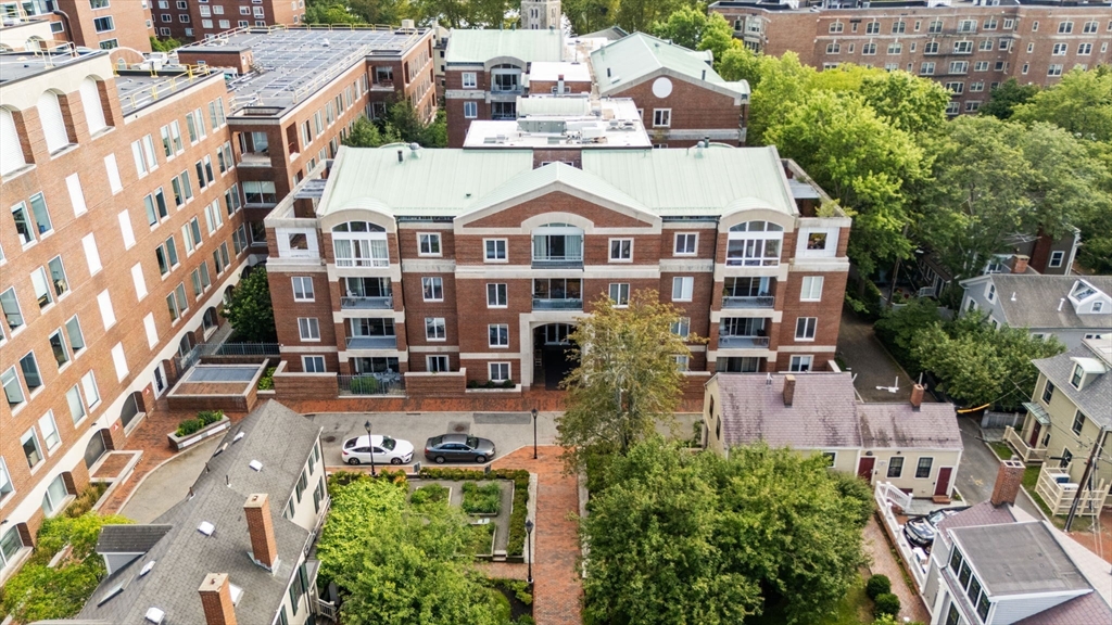 130 Mount Auburn St # 309