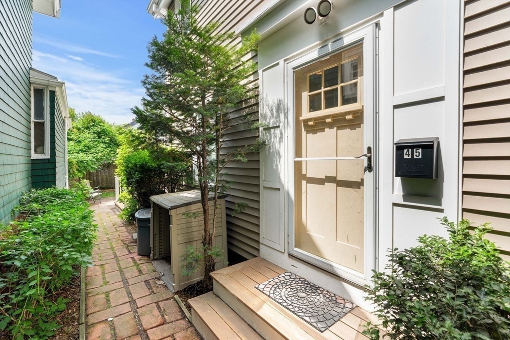 45 Tremont Street
