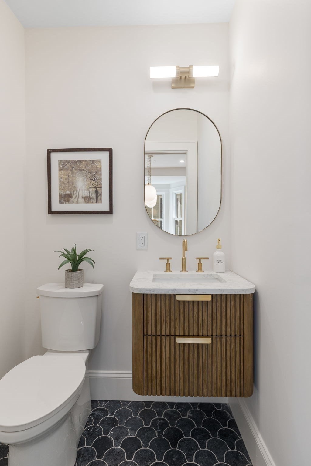 24 Wendell Street # 2