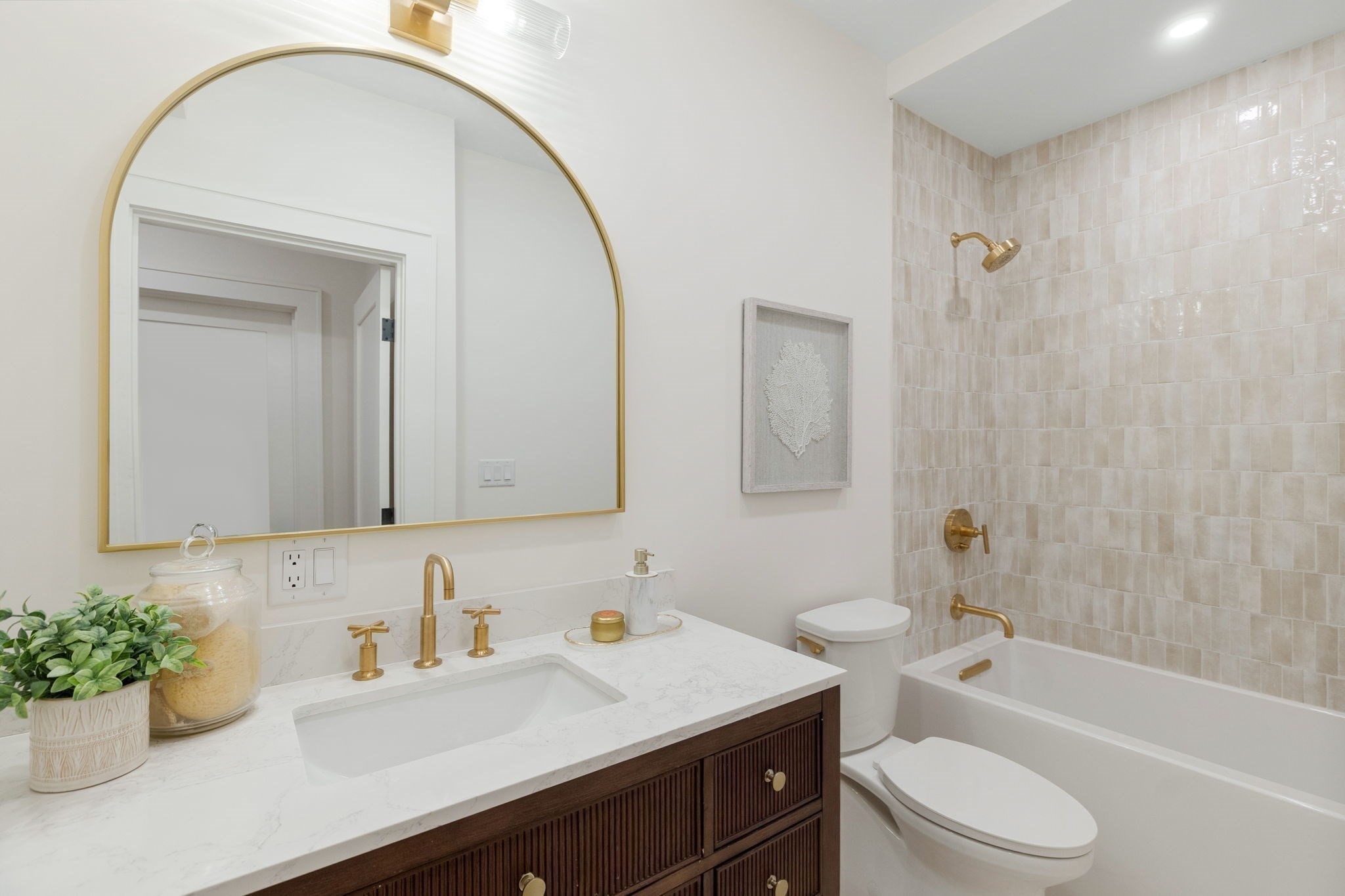24 Wendell Street # 2