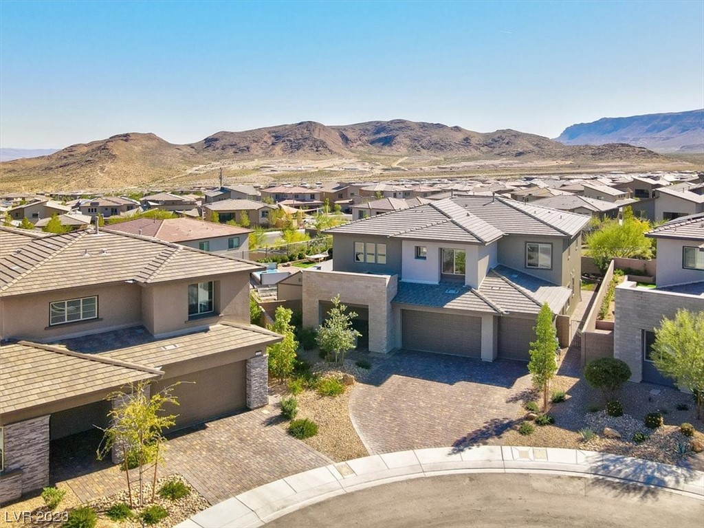 12379 Switchgrass Avenue