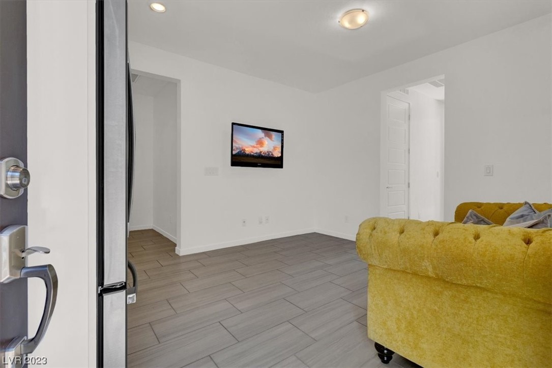 12379 Switchgrass Avenue