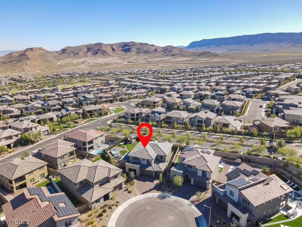 12379 Switchgrass Avenue