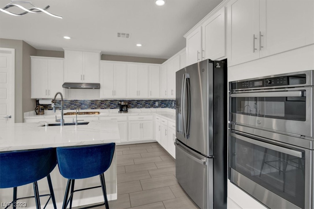 12379 Switchgrass Avenue