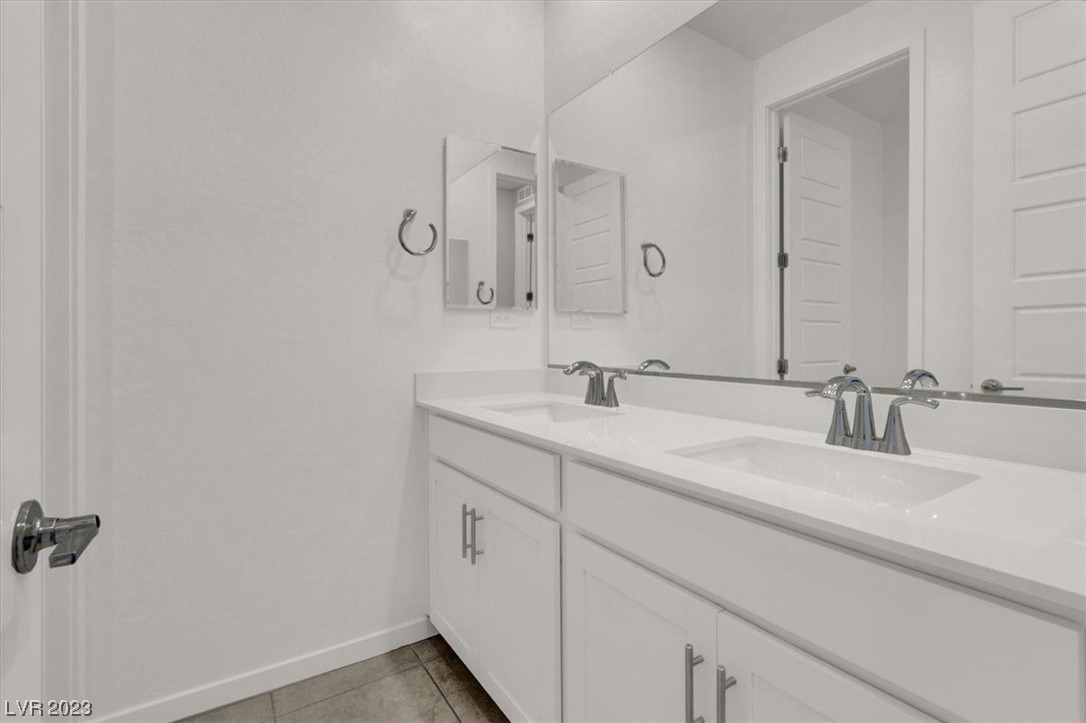 12379 Switchgrass Avenue