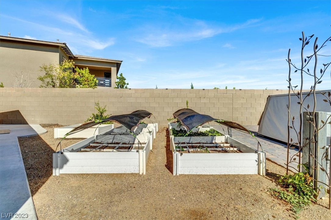 12379 Switchgrass Avenue