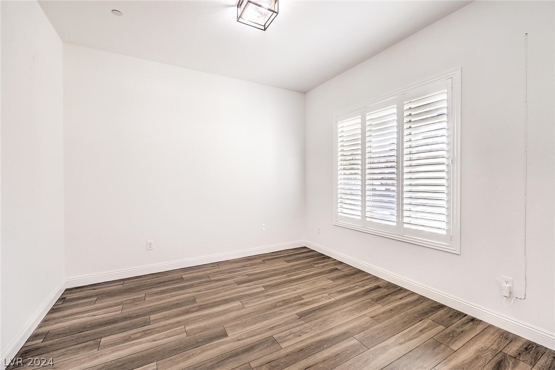 212 Harris Peak Street