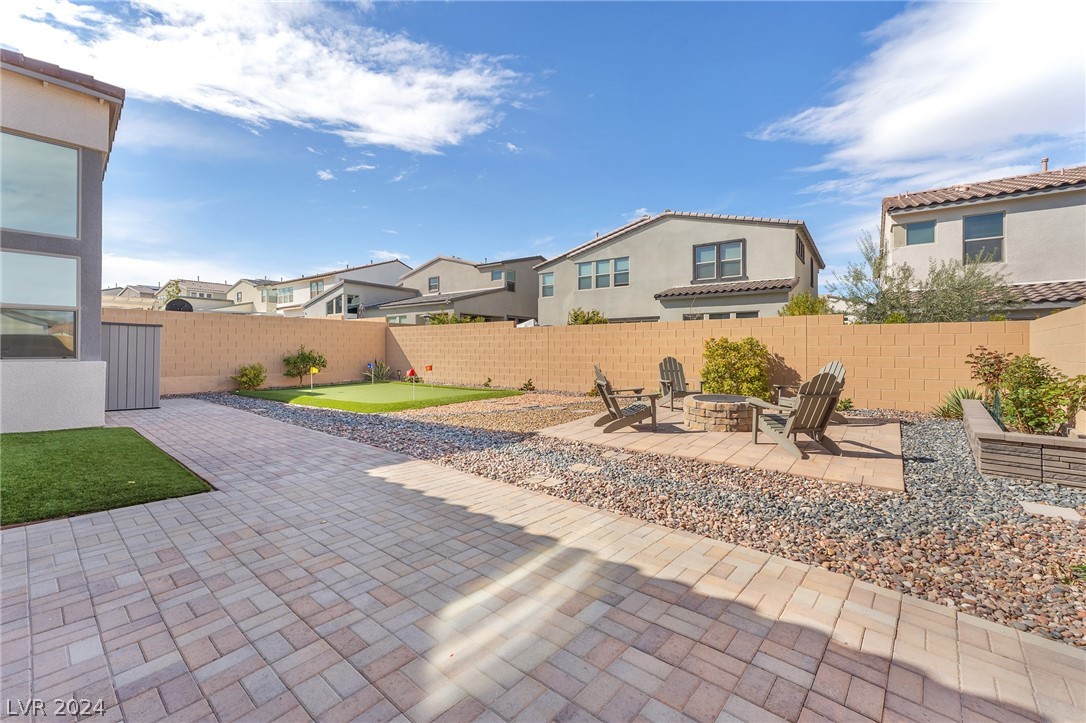 10274 Timberline Valley Avenue