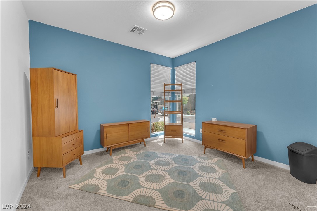 10274 Timberline Valley Avenue