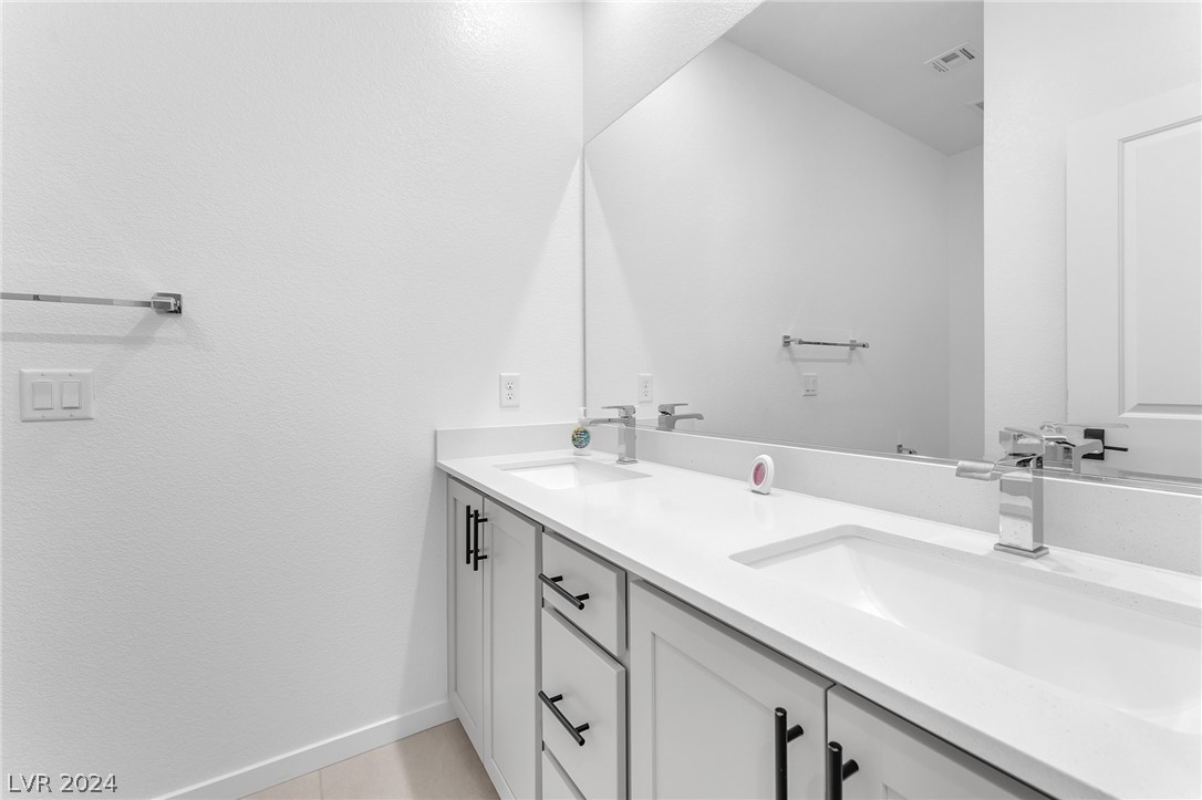 10274 Timberline Valley Avenue