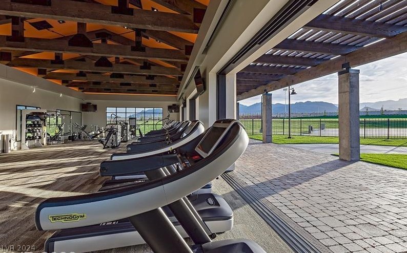 10274 Timberline Valley Avenue