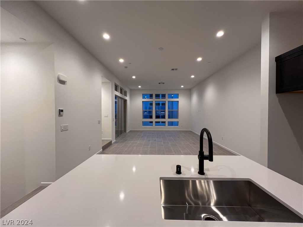 650 Grey Saker Street