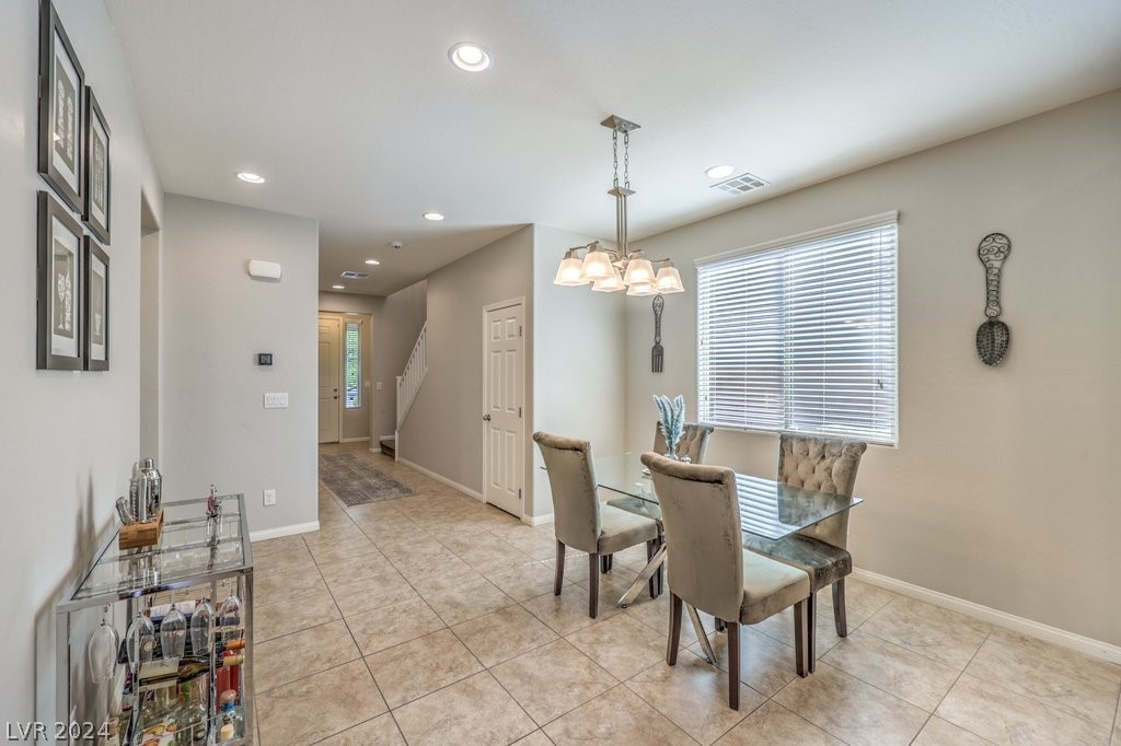 10559 Constant Spring Avenue