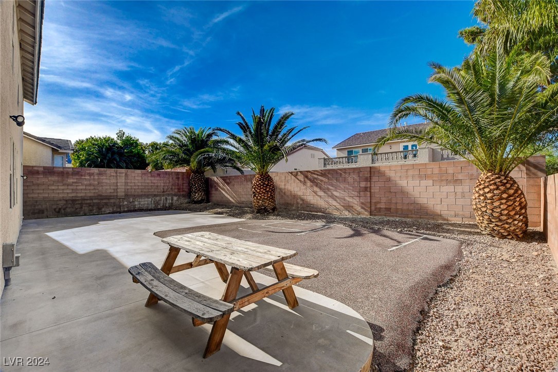 10416 Snowdon Flat Court