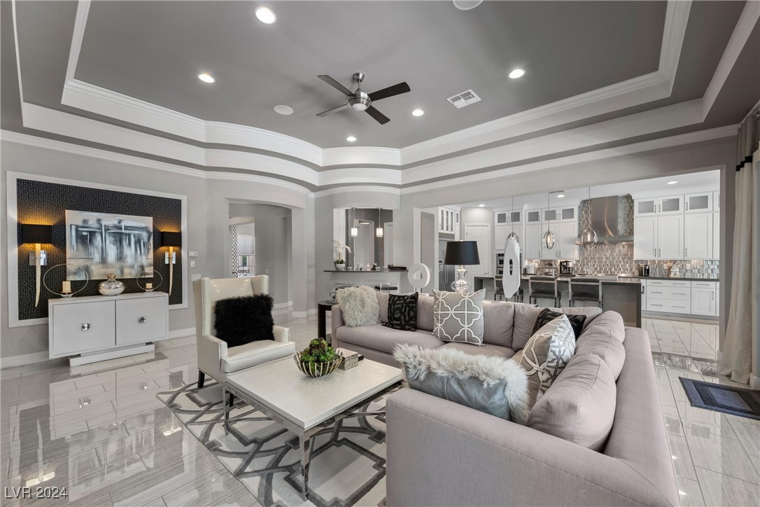 5811 Shangri La Night Court