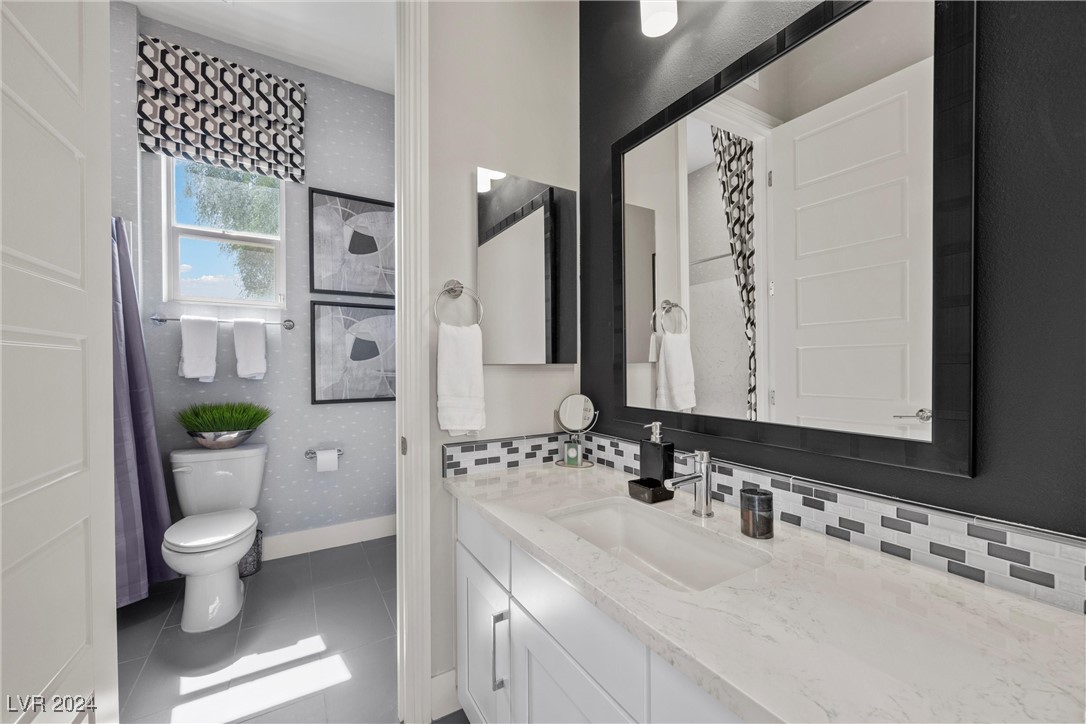 5811 Shangri La Night Court