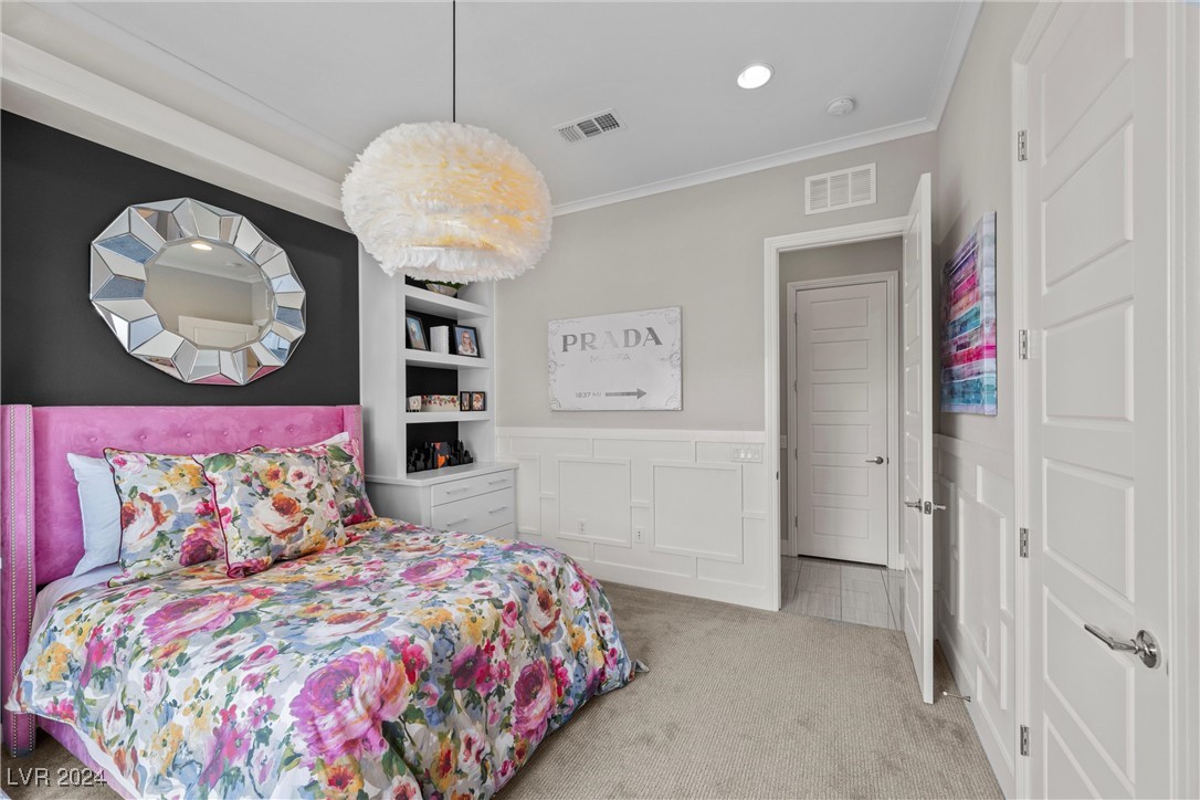 5811 Shangri La Night Court