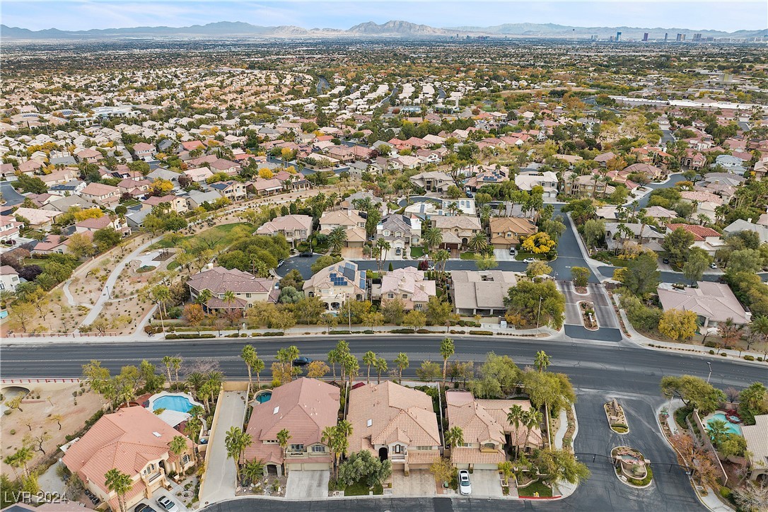 2020 Aspen Oak Street