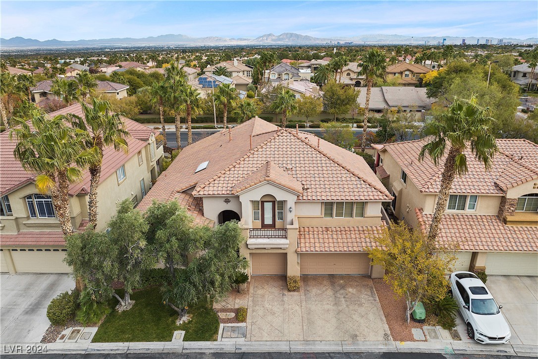 2020 Aspen Oak Street