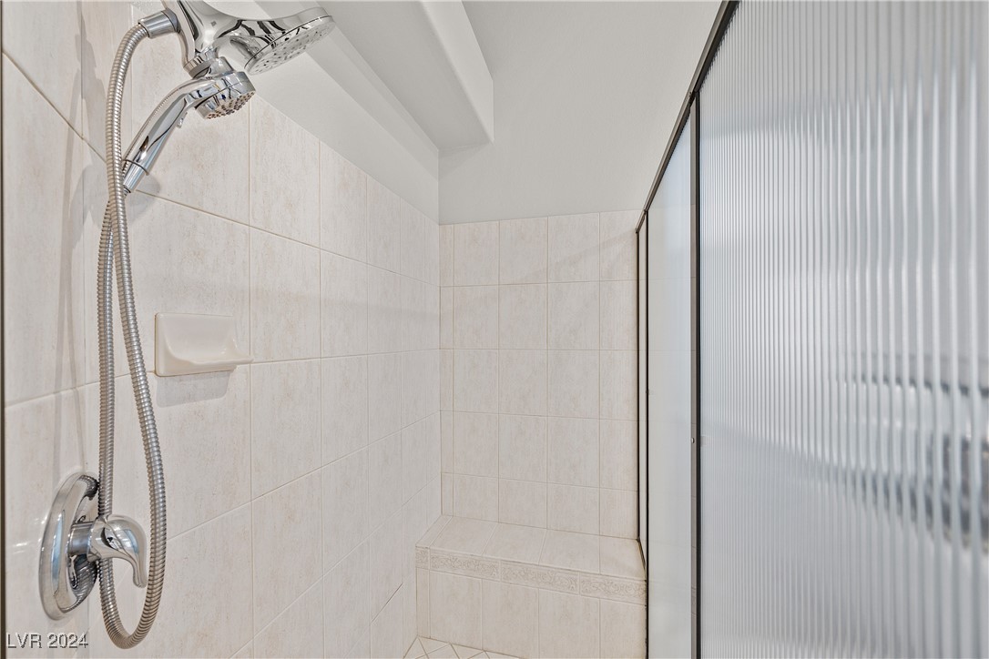 2020 Aspen Oak Street