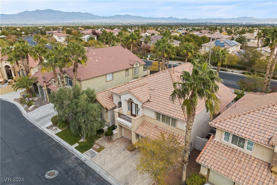 2020 Aspen Oak Street