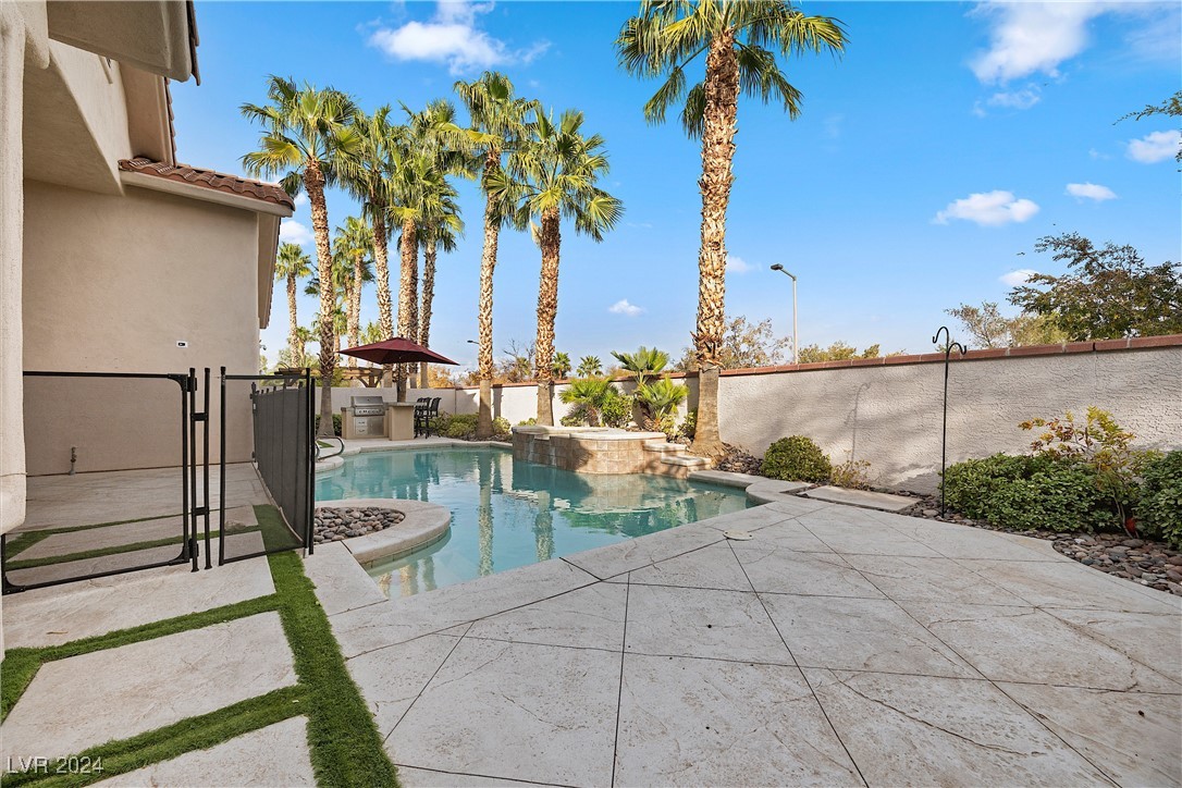 2020 Aspen Oak Street