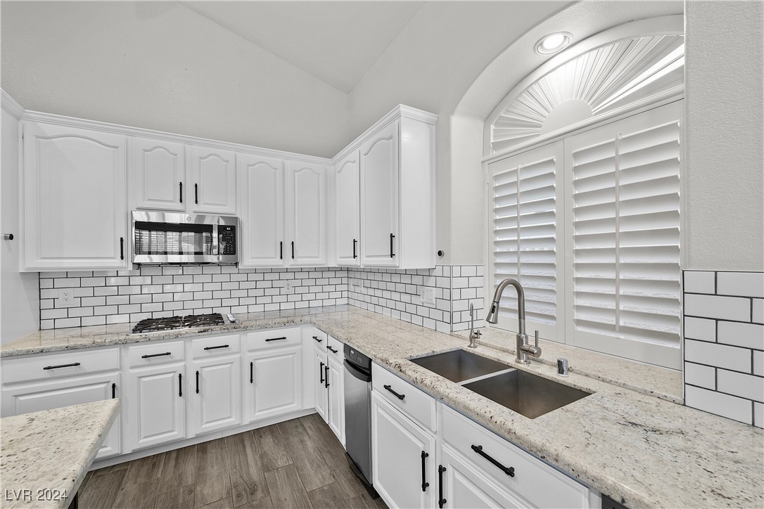 2020 Aspen Oak Street