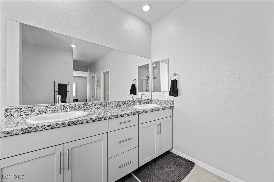 8976 South Park Street