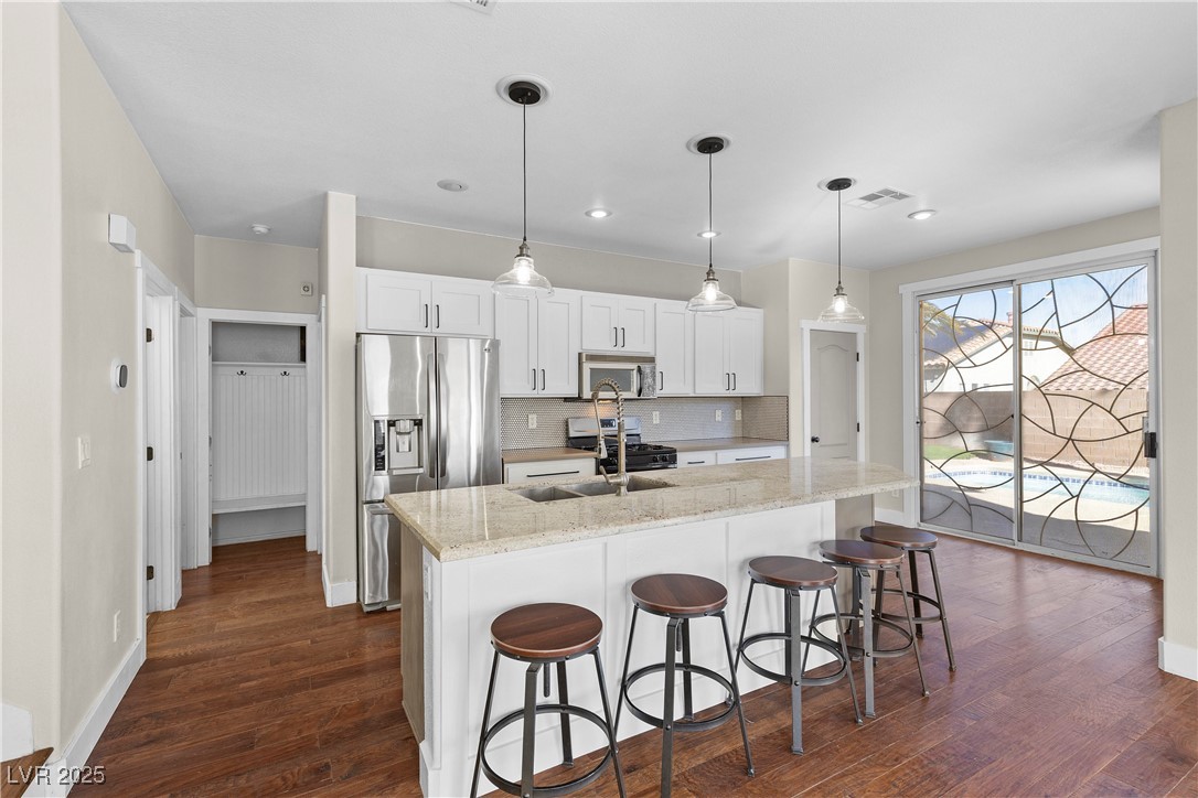 192 Golden Crown Avenue