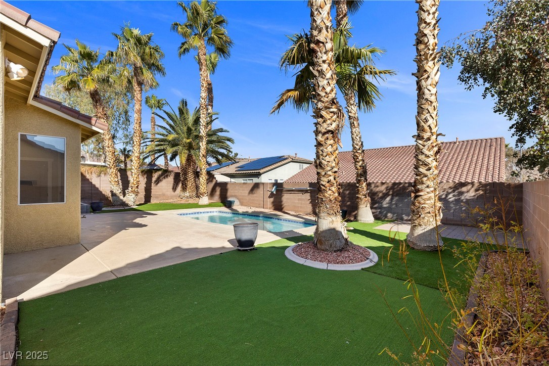 192 Golden Crown Avenue