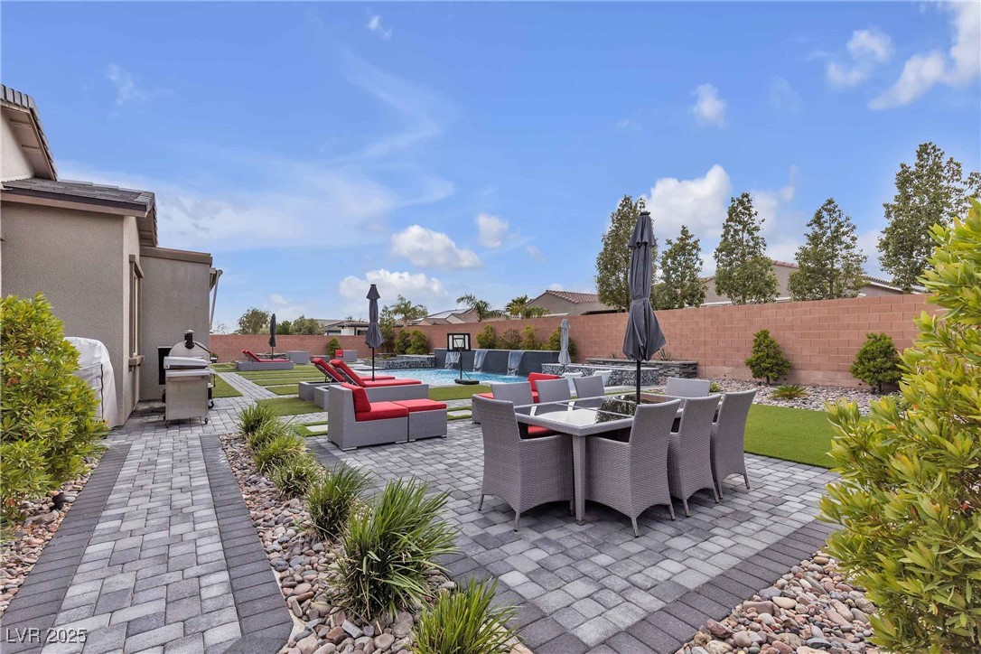 8303 Agave Bloom Street