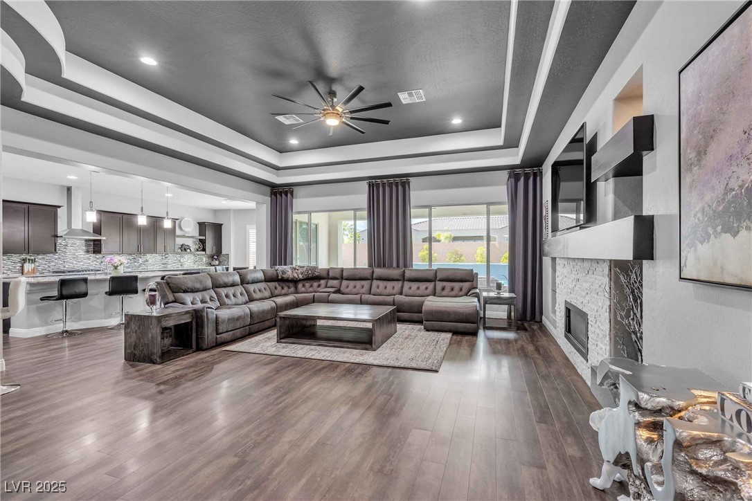 8303 Agave Bloom Street