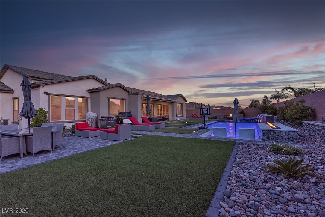 8303 Agave Bloom Street