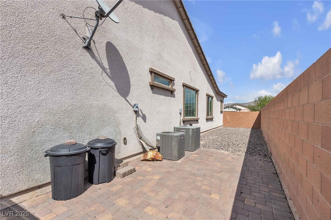 8303 Agave Bloom Street