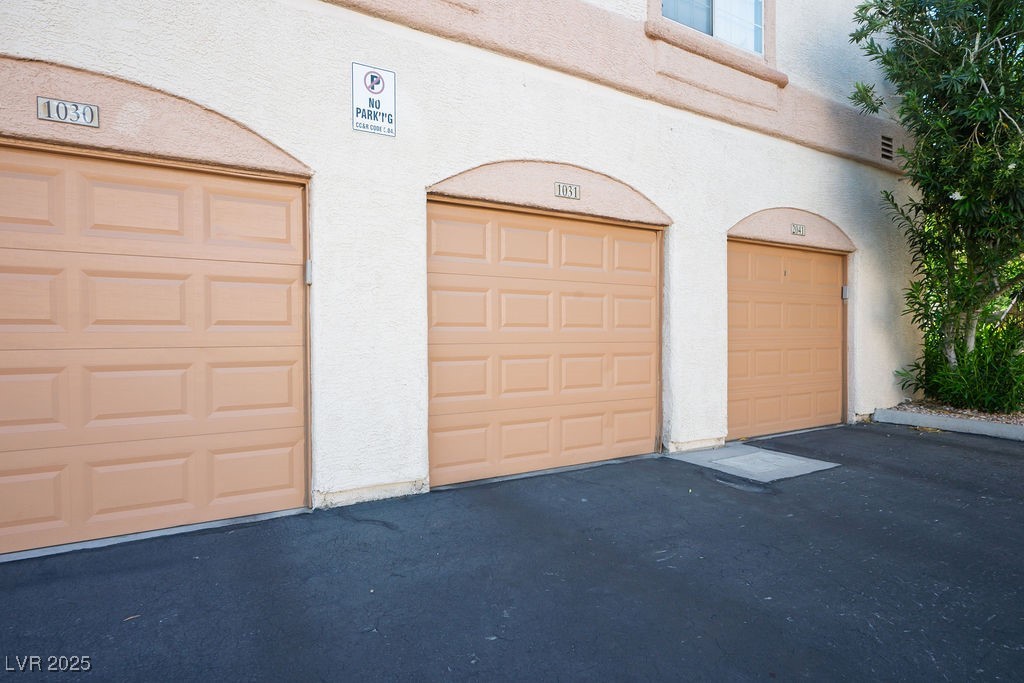 1830 North Buffalo Drive 1031