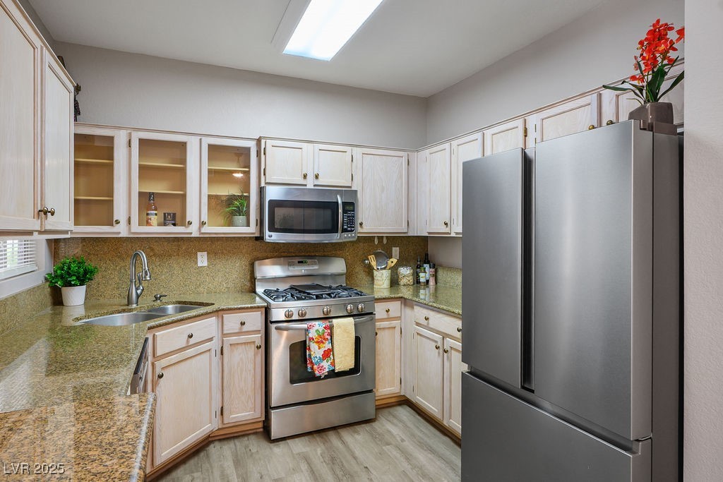 1830 North Buffalo Drive 1031