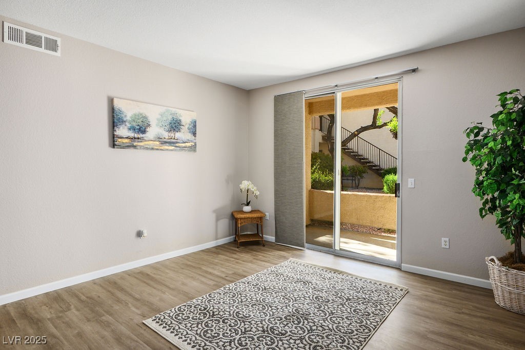 1830 North Buffalo Drive 1031