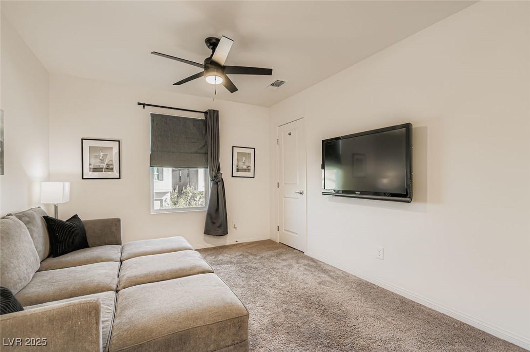 4690 Lucky Jade Avenue