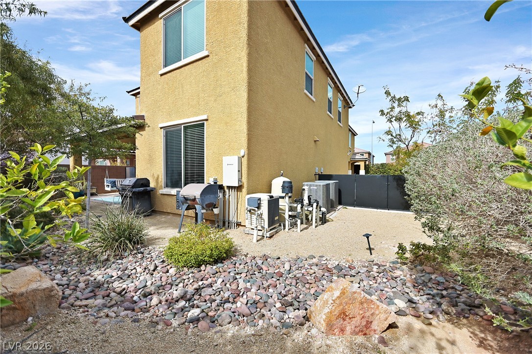 9533 Belmont Bay Avenue