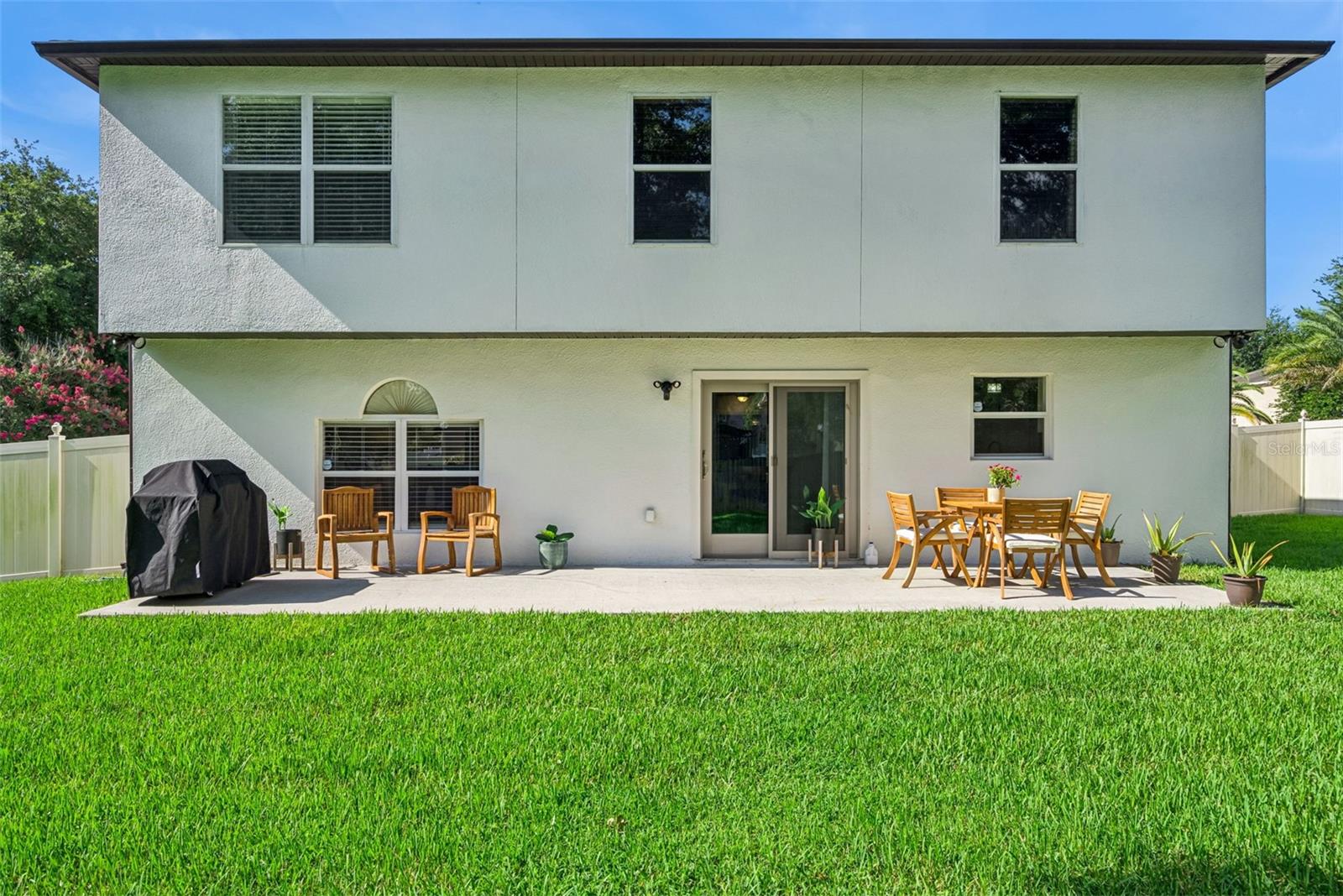 2615 SHEILA DR