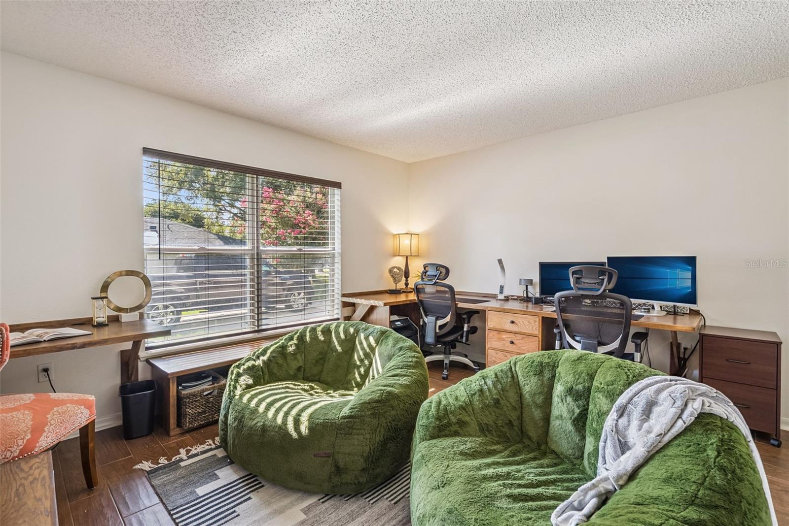 2615 SHEILA DR