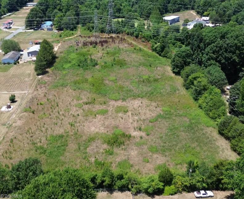 290 Bruce Nifong Road, Winston-Salem