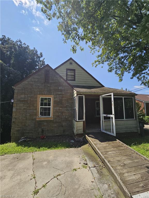 26 W 25th Street, Winston-Salem