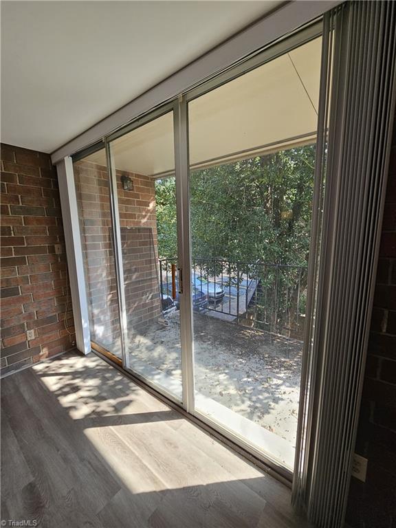 1725 Hawthorne Road, Winston-Salem