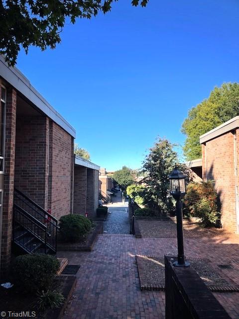 1725 Hawthorne Road, Winston-Salem
