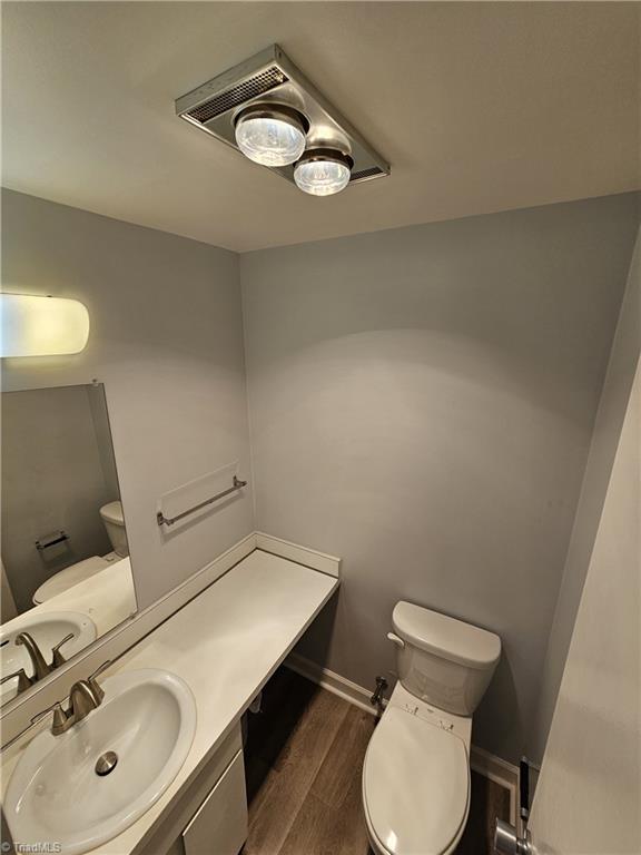 1725 Hawthorne Road, Winston-Salem