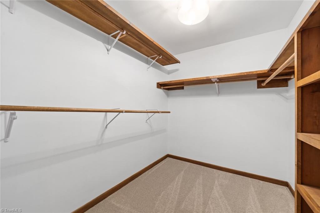 109 Breckindale Circle, Winston-Salem