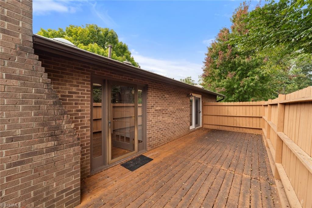 109 Breckindale Circle, Winston-Salem