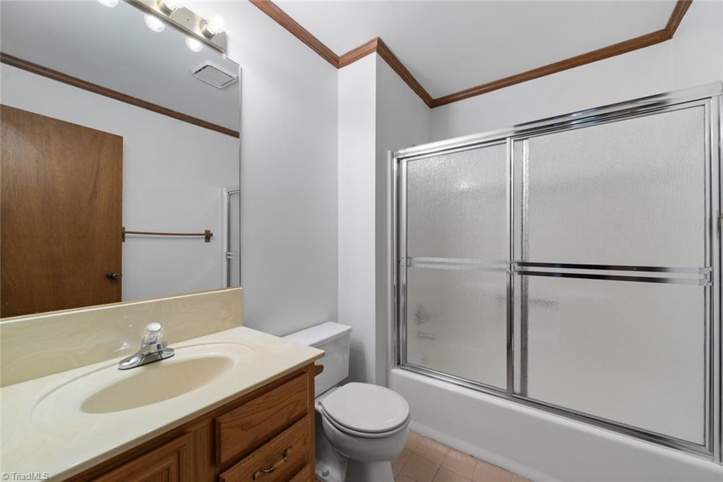 109 Breckindale Circle, Winston-Salem